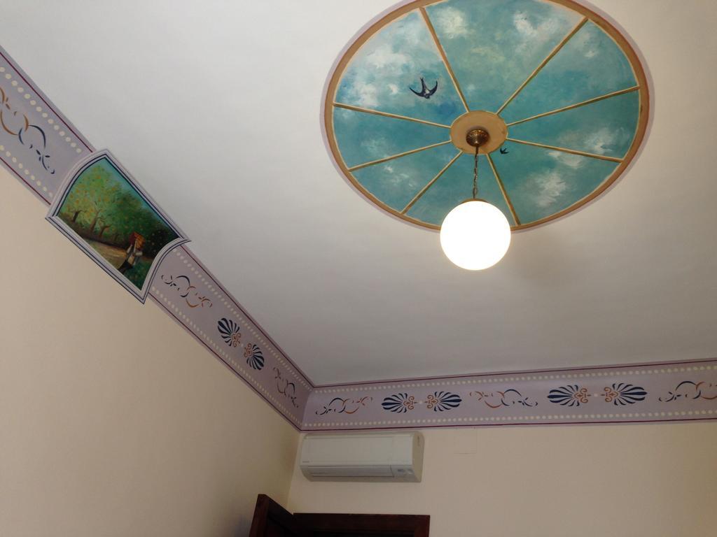 بارشلونا-بوتسو دي غوتو B&B Mar Tirreno الغرفة الصورة
