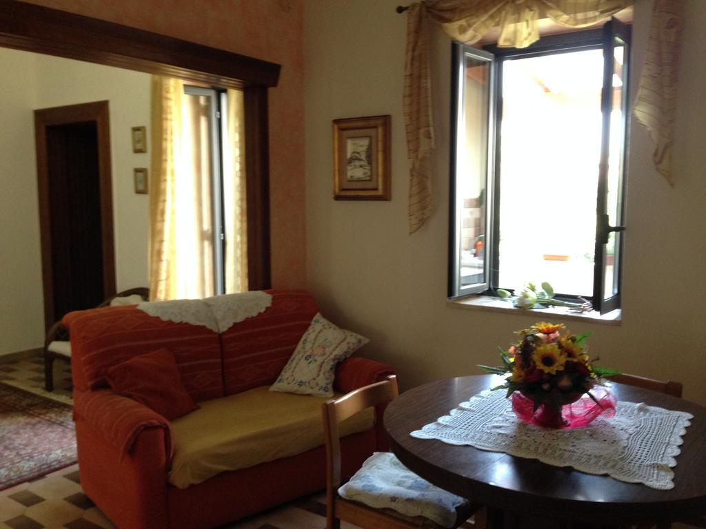 بارشلونا-بوتسو دي غوتو B&B Mar Tirreno المظهر الخارجي الصورة
