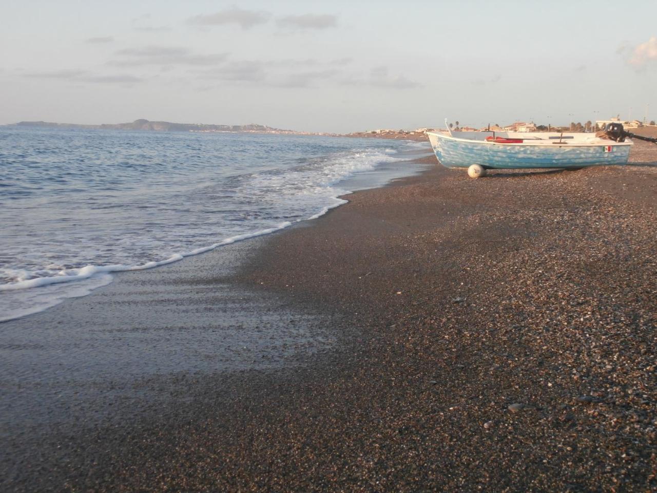 بارشلونا-بوتسو دي غوتو B&B Mar Tirreno المظهر الخارجي الصورة
