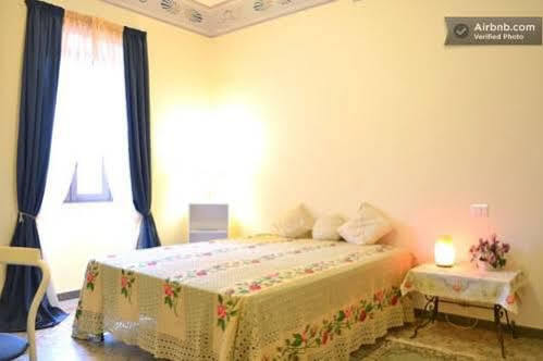 بارشلونا-بوتسو دي غوتو B&B Mar Tirreno المظهر الخارجي الصورة
